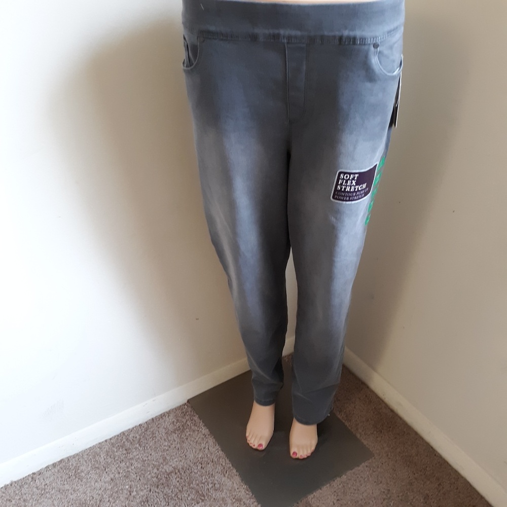 Gloria Vanderbilt Gray Slim Leg Mid-Rise Jeans